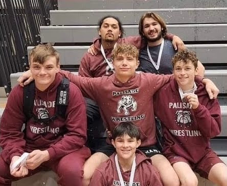 Julian Tautuaa, Titus Steele, Tobyn Trottier, Eli Bency, Teagan Young, and Kadin Mulford after qualifying for state.
Photo from Palisade Sports