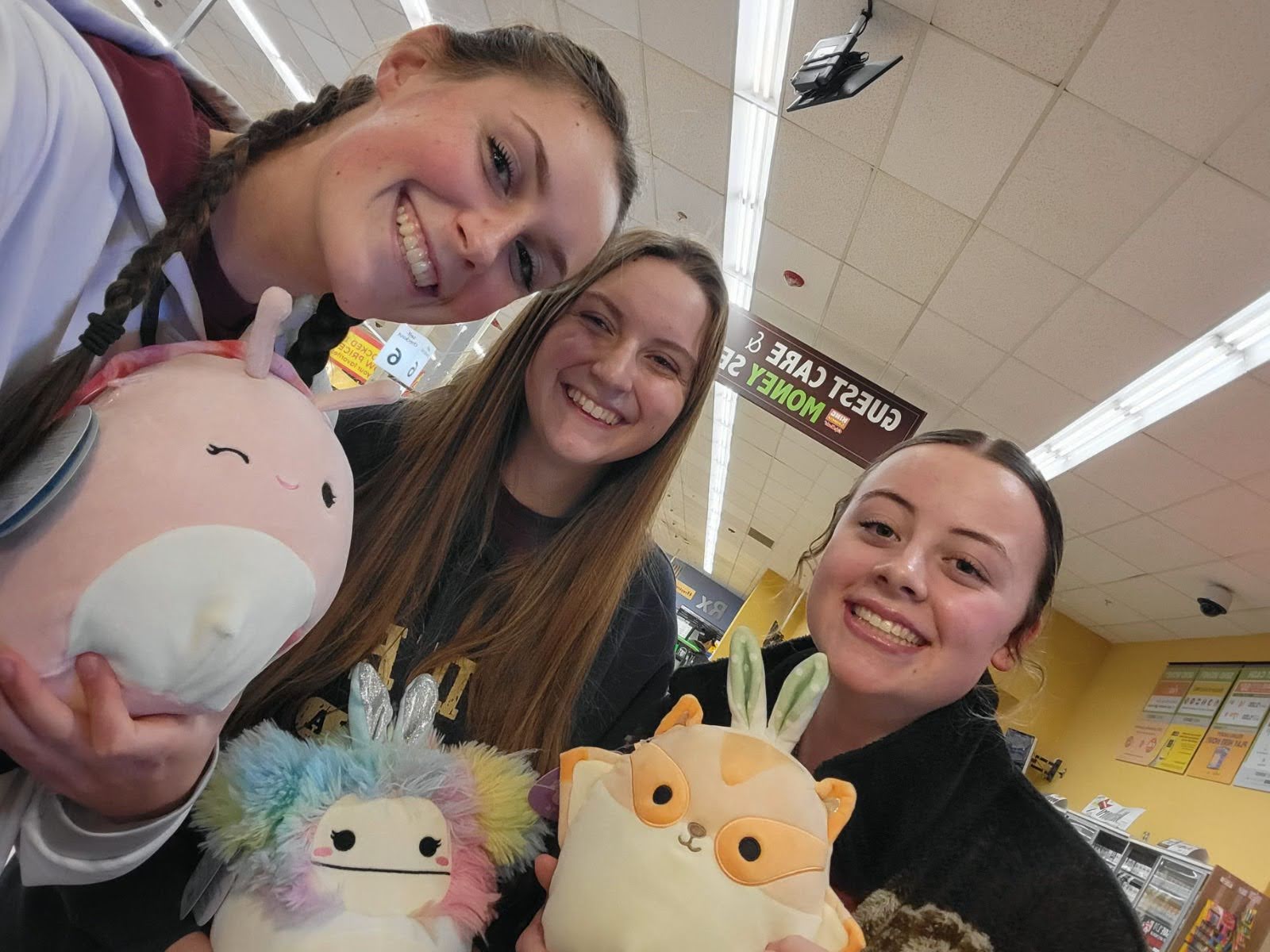 Delaney (middle) with her friends.
Photo provided by Delaney