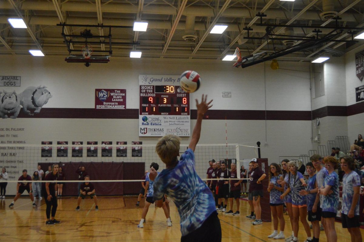 Serve by Juniors in Final Game