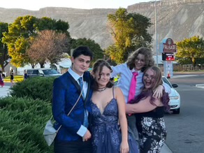 A group of students outside of Palisade High School before the homecoming dance. Photo provided by Alyssa Janke