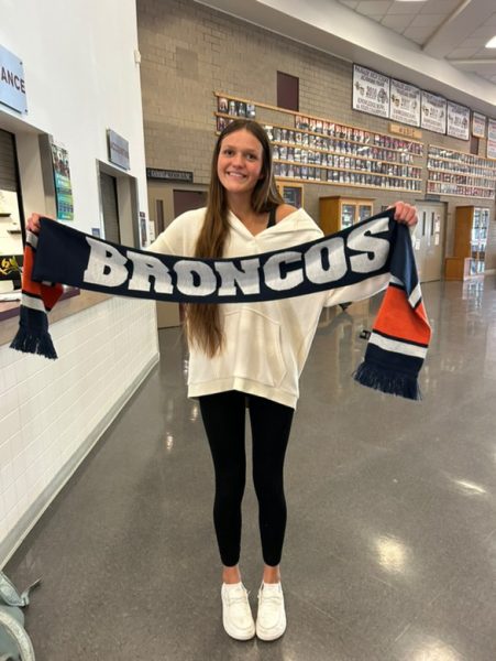 Junior Lyla Lancaster showing Bronco spirit