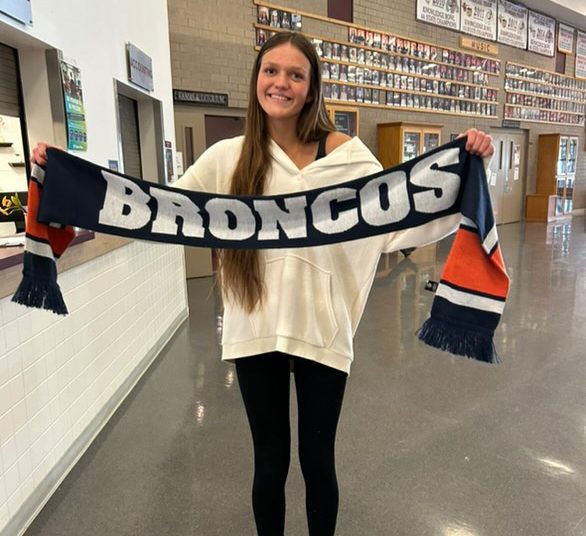 Junior Lyla Lancaster showing Bronco spirit