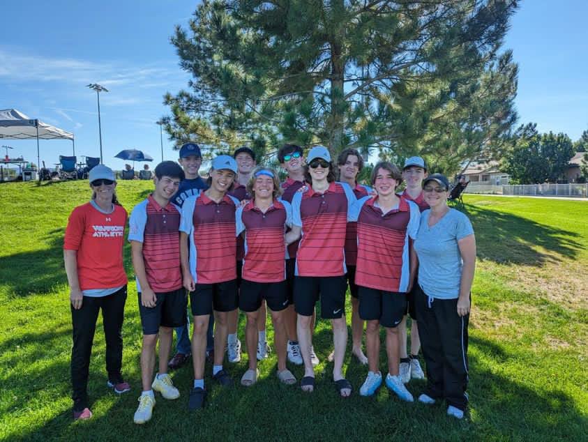 WarDog Boys Tennis Team during the 2023 season. Photo provided by Andrew Kirschenmann