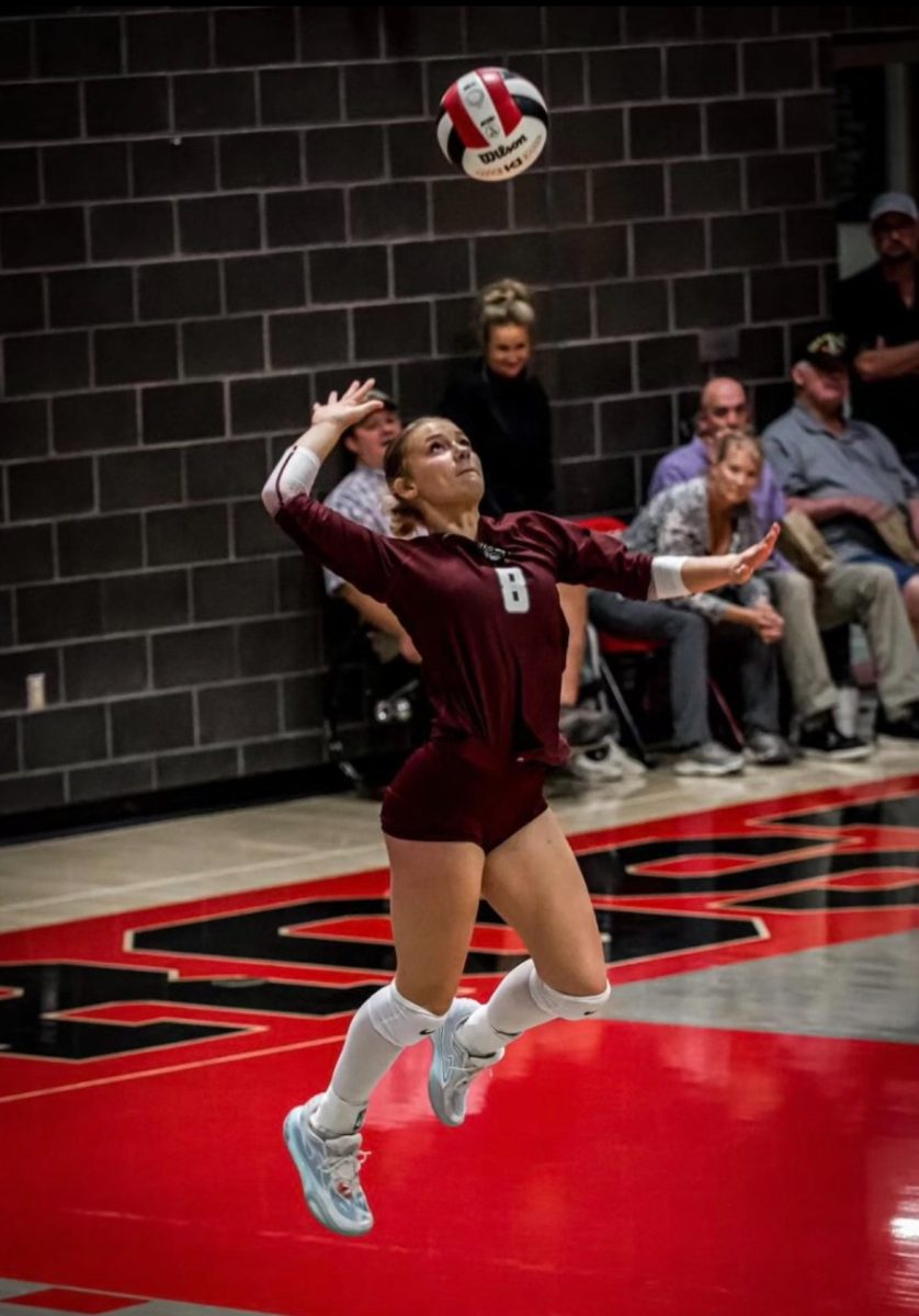 Lizze Snover serving at Montrose