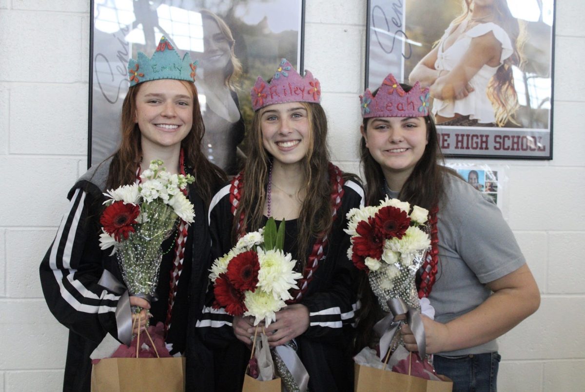 Senior Swimmers posing for a picture during Senior Swim Night